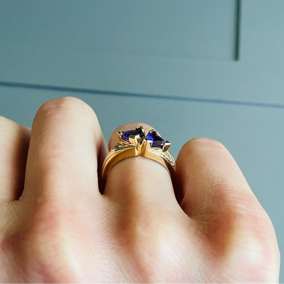 14k Gold Natural Diamond & Amethyst Diamond Two Stone Trillion Cut Ring - Picture 10 of 12